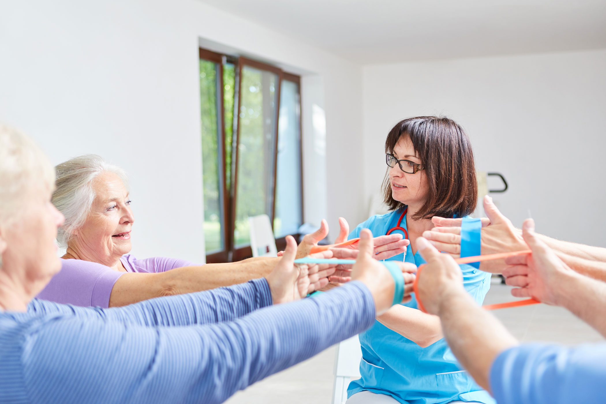Senioren bei der Ergotherapie